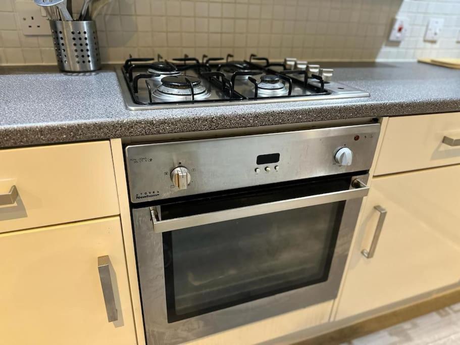 Stunning Luxury Croydon Apartment Gatwick Airport Close Purley Esterno foto