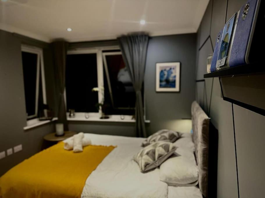 Stunning Luxury Croydon Apartment Gatwick Airport Close Purley Esterno foto